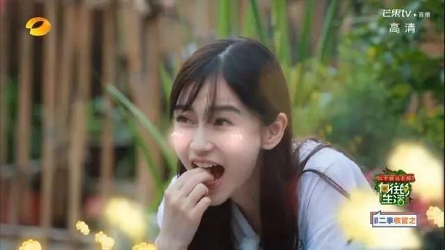 baby终于演技在线了?学热巴卖吃货人设，假吃骗观众?