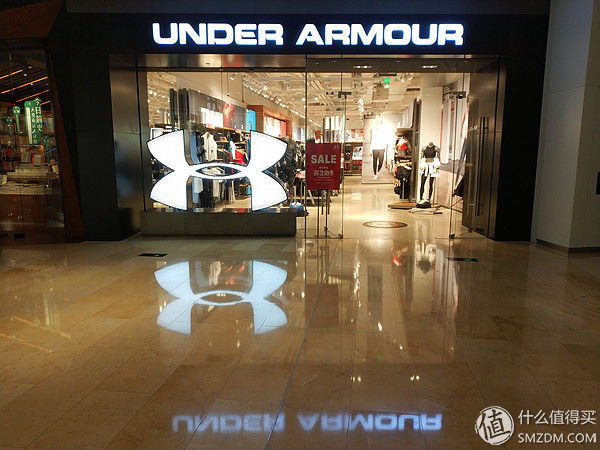 极速过气的换代机?新机来临前夕开箱回顾 小米 MIX 2