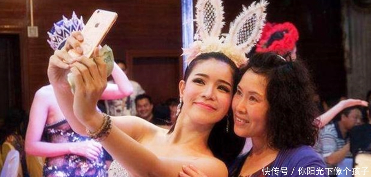 泰国旅行经验:为什么再亲切的泰国美女递来的毛巾也不能接?