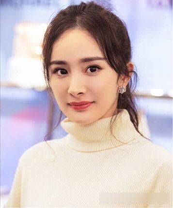  『扎马尾的时』扎马尾别犯这4个错误，不然会变得很像村花，颜值再高也白搭