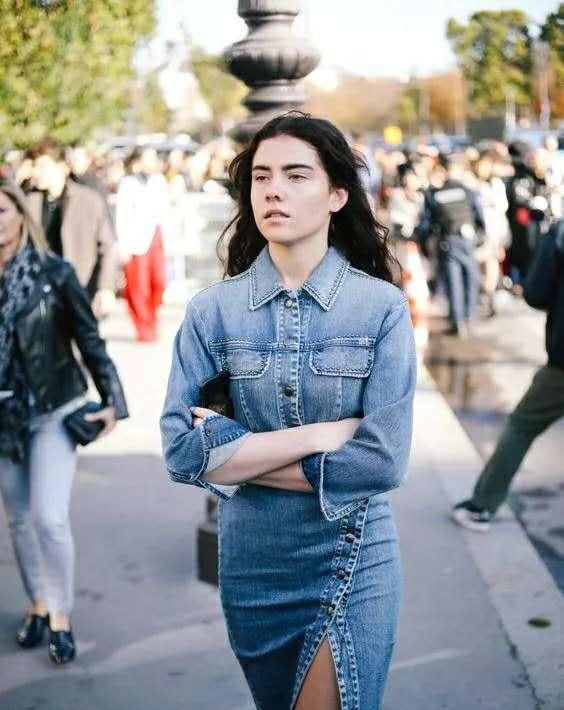  [别总]女人春夏别总穿裤装!今年流行这3种“裙子”,时髦显瘦还有气质