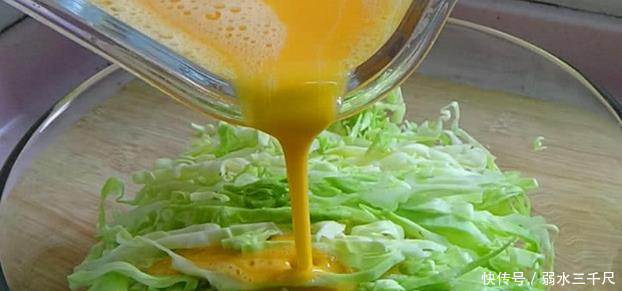  『制作出来』包菜最好吃的做法，加上两个鸡蛋，比肉还美味