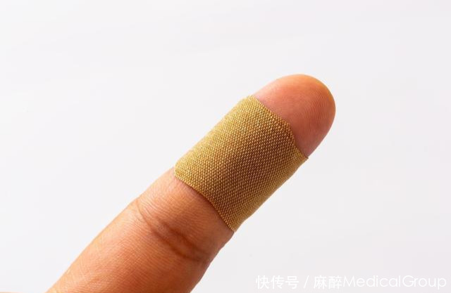  [讲究]创可贴虽小，但使用讲究大！