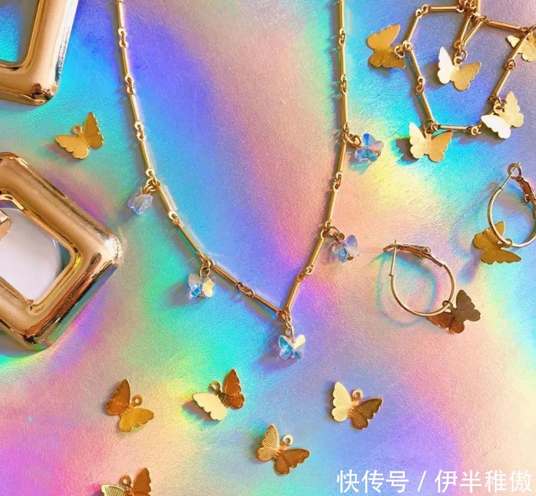  『花花蝴蝶』2020搭配潮流趋势来袭，这些风格适合你吗？