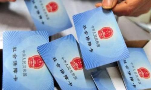  「明年」快告诉父母！明年养老金迎“新变化”？养老金将涨这么