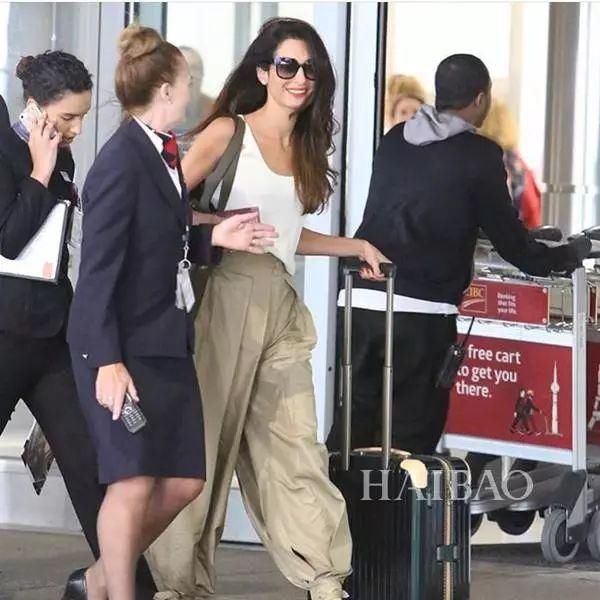 发胖遭群嘲的刘亦菲美回来了?赵薇这次是真瘦了……