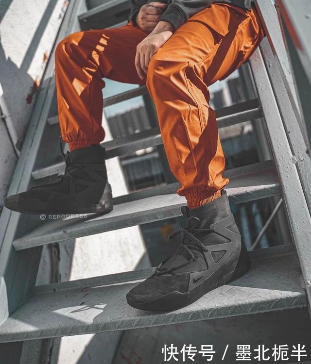  #上脚#谍照预览全新黑色NikeAirFearofGod1上脚效果