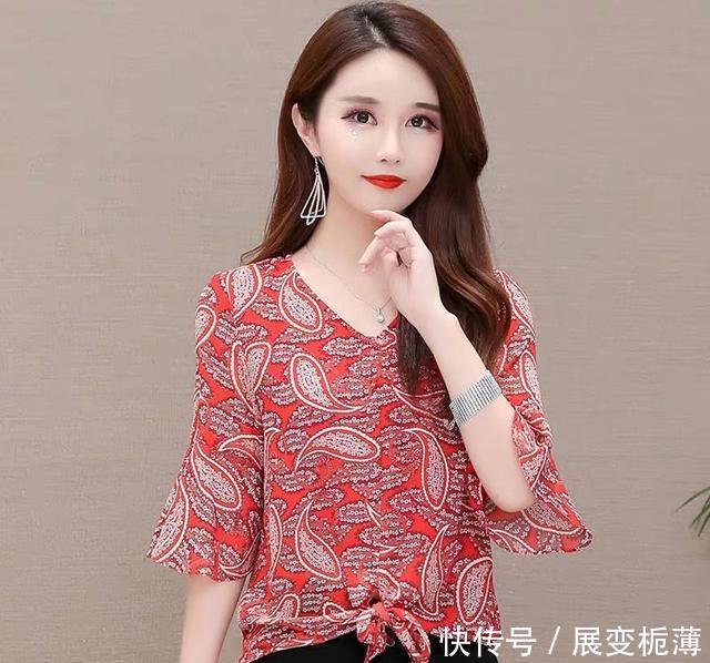  漂亮：女人丰满不叫胖，叫漂亮！刚上新的几款“松垮衫”，轻松遮肉显瘦