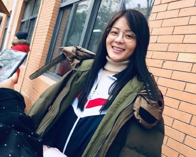  不少观众■出道12年，曾与雷佳音王俊凯合作，今与李佳航搭档大放异彩