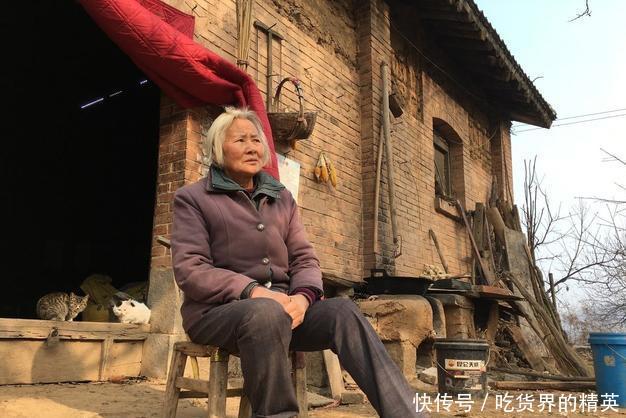  现状■农村80后们的现状：农村房老人住，县城买房供孩子读书，