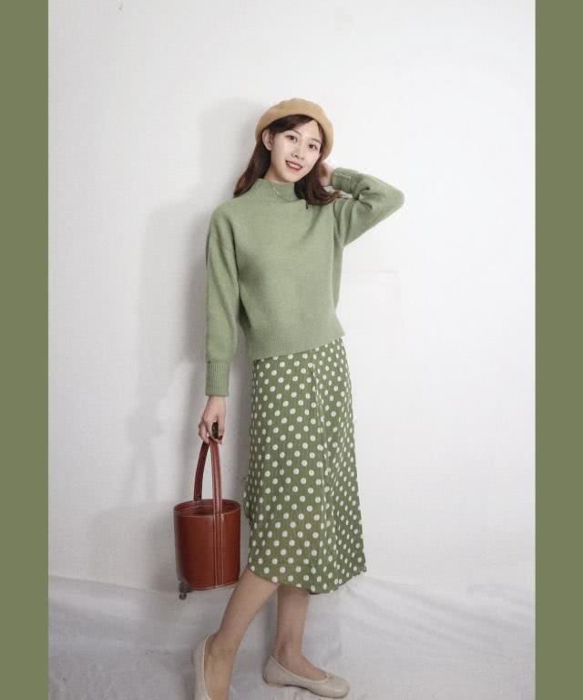  『色彩』女人能够 不好看，但一定要会穿！10套雅致的穿搭，时尚潮流又有品位