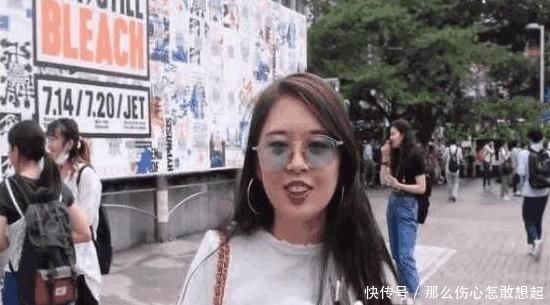 韩国美女来中国旅行，街上看到中国姑娘后表示不解：跟韩国不像？