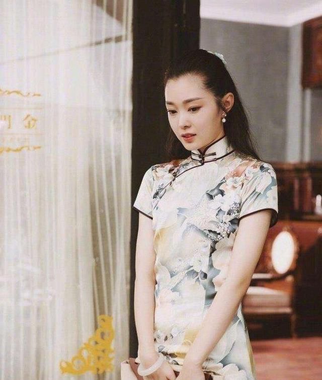  [妩媚]相比时装,她们这样穿更妩媚,最后一个有没有电到你?