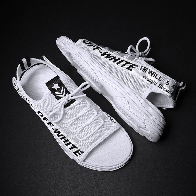 天呐!今年流行这样的凉鞋?三伏天穿清凉时髦，帅的女人神魂颠倒