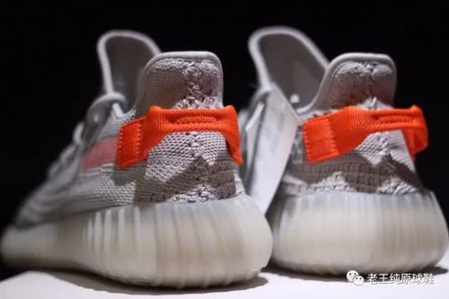  「实拍」纯原Yeezy350 V2欧洲限定“尾灯”实拍评测，最新地区限定配色
