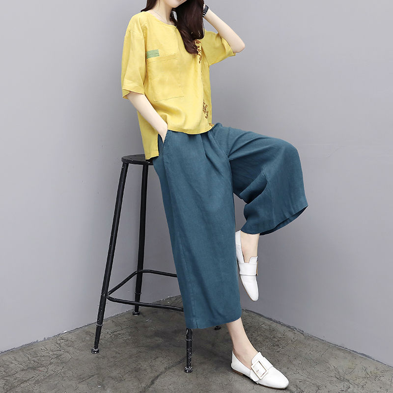 刚上架就卖疯的阔腿裤套装，比裙子方便，比短裤优雅，超美嫩