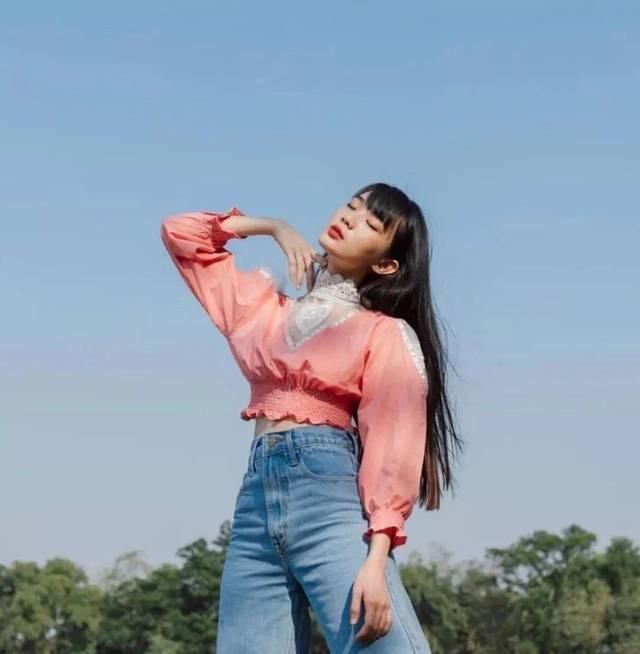  [鼠尾草绿]今夏这两个流行色穿在一起=很贵！时髦炸街！！