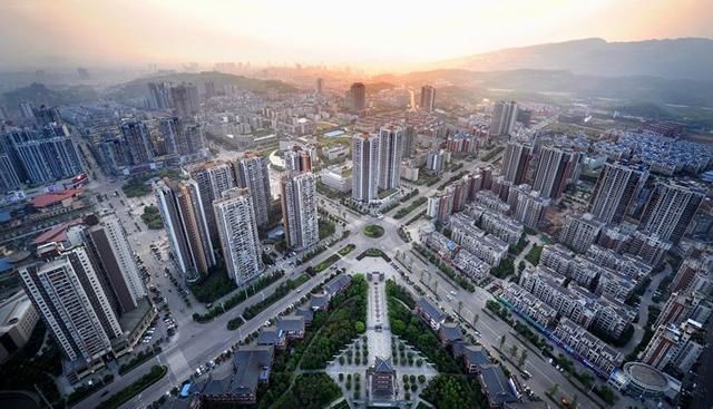 定了！重庆这三个城市即将开工修建高铁站，是你所在的区县吗？