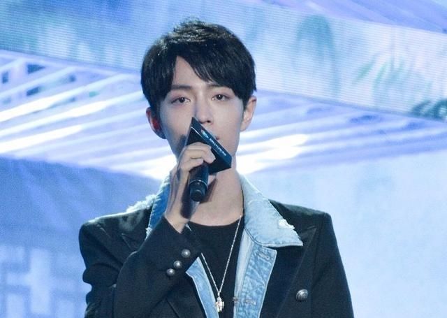 王一博晚会现场