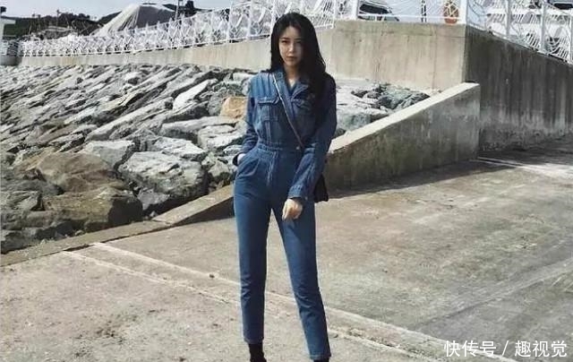「连体」潮流的连体牛仔裤美女,曼妙身姿令人牵挂
