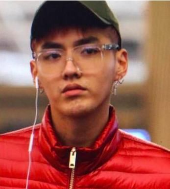 虎扑爆吴亦凡黑料，遭粉丝恶意爆破！有种来一场男人之间的对话