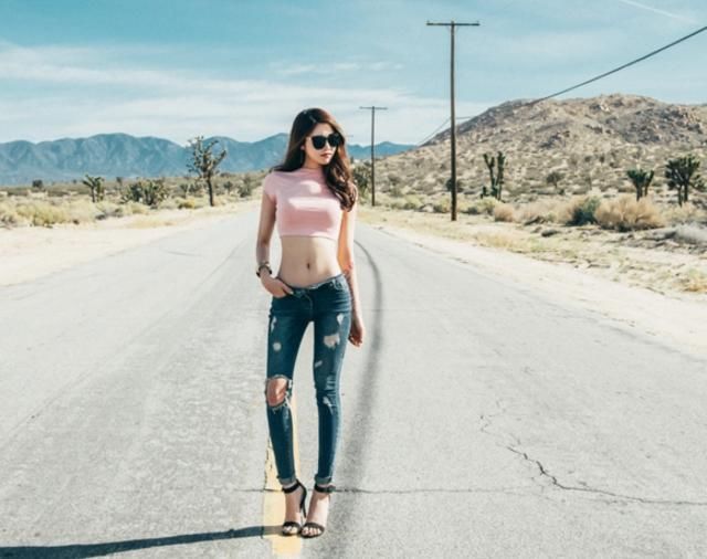 人像摄影：烘托画面的氛围，让美女看上去更加的迷人性感