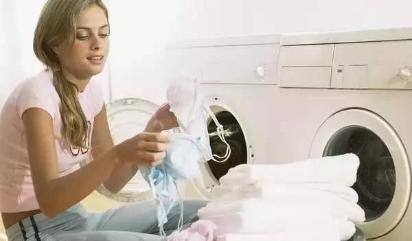  「没用」衣柜里最没用的5件单品，果断扔了买新的，看看你有吗？
