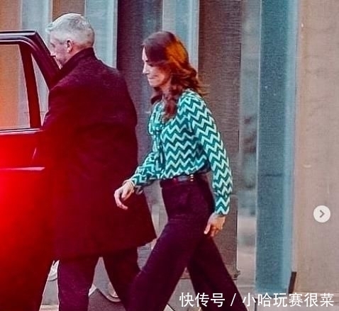 好评■梅根走后凯特引领时尚,穿旧衣也一样优雅靓丽,复古造型大受好评
