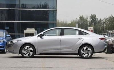  『事儿』续航500km不是事儿, 十多万可买的高品质纯电家轿, 第3名是销冠