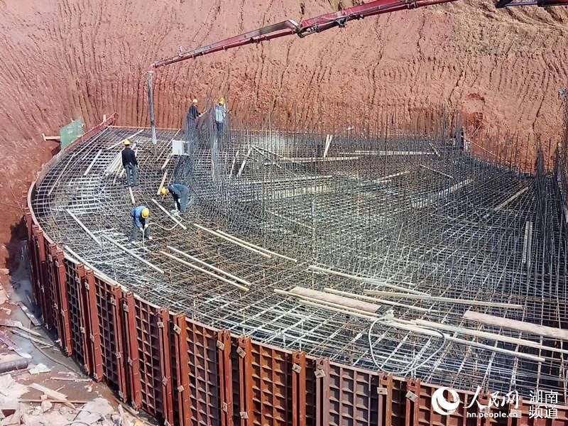 中交二航局株洲二线船闸项目职工春节不放假 