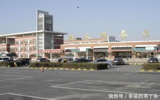  高速■在高速服务区，到底能不能停车睡觉？