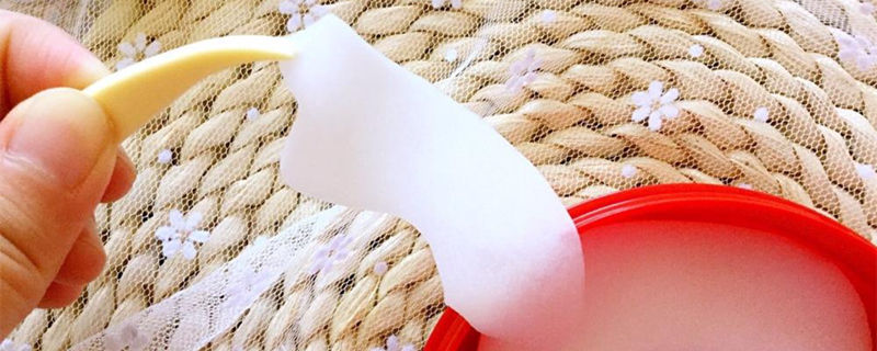  眼膜：眼膜可以和面膜一起敷吗