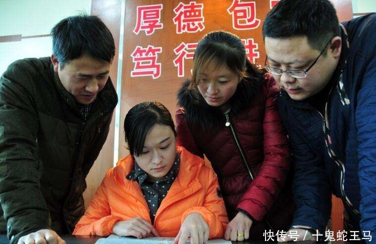  「时代」农村村干部选举制度大变化：农民步入历史上最好的时代