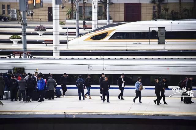 8分钟到机场，5小时到北京！铁路新运行图今起实施！