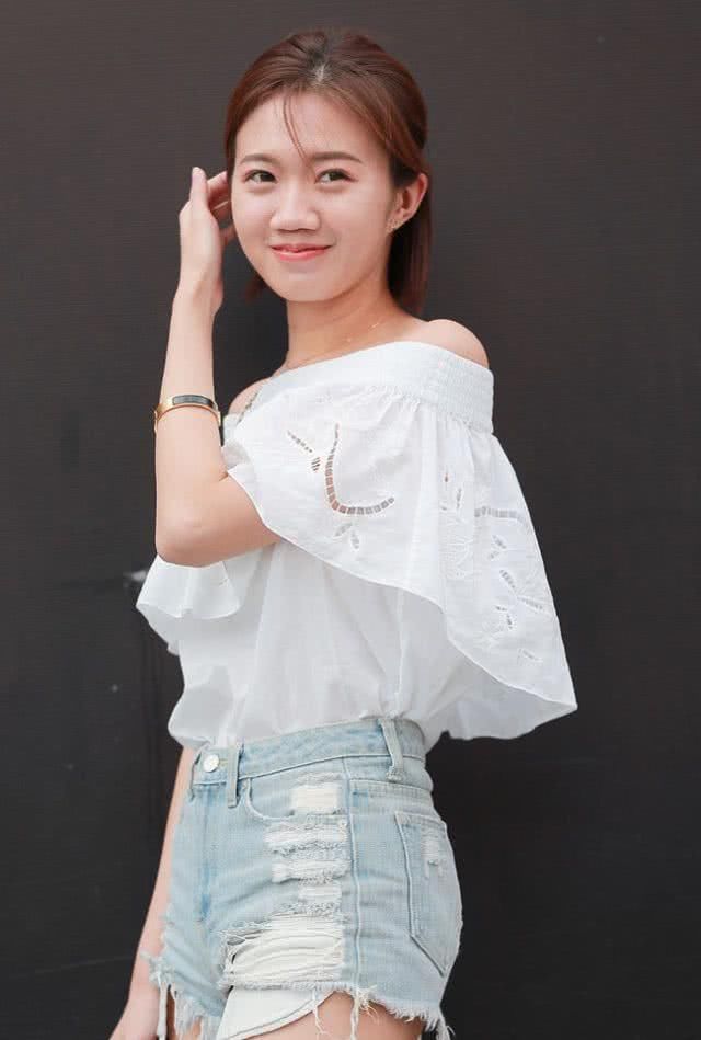  『cm』最近一款热裤占领街头，口袋比裤腿多出3cm，显高显瘦潮人都爱