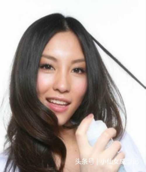 如何让小仙女们的烫发保持更久?下面就教一下烫发护理小技巧