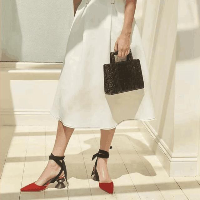 轻奢尖头高跟鞋让你气质出众