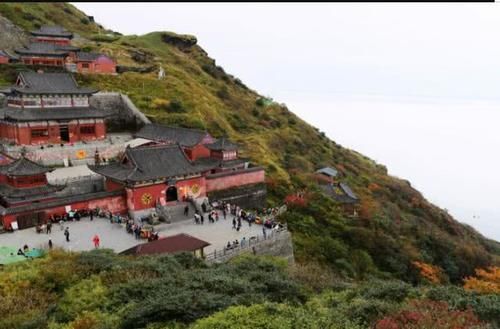 北京这座寺庙很神秘，建寺500年很少开过门，不受香火却吃喝不愁