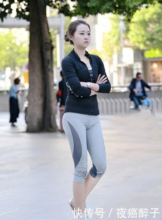  气质■街拍美女：身姿挺拔，亭亭玉立的小姐姐，气质特别好