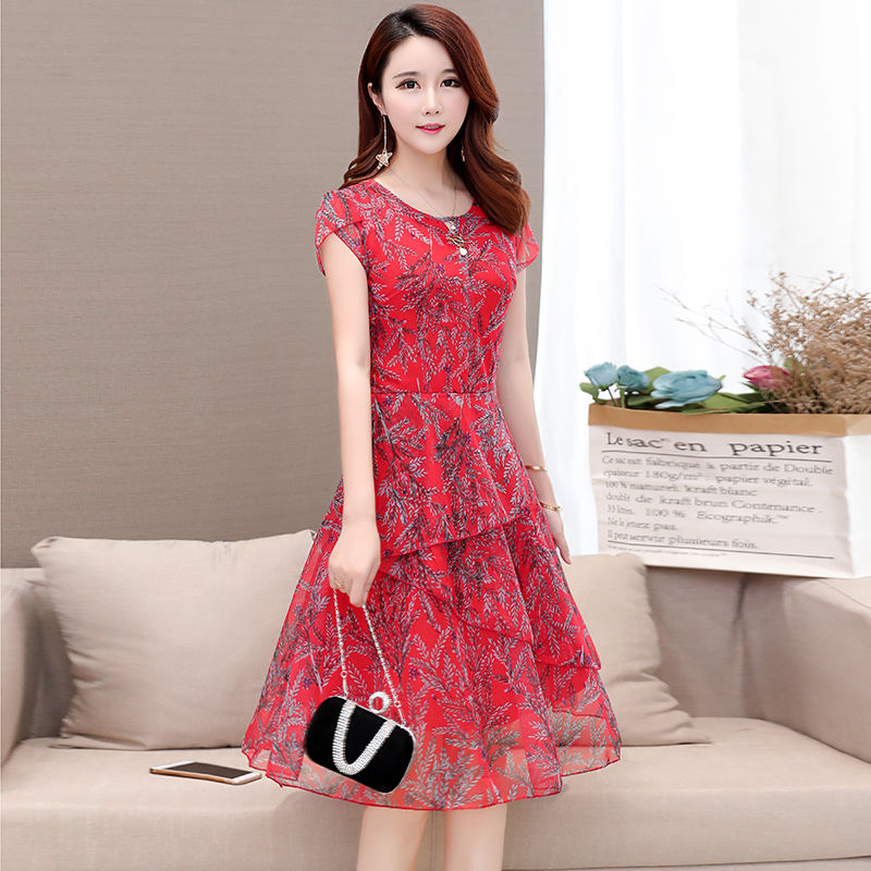 难怪婆婆一出手就是7件!这种妈妈裙62岁穿都显嫩，关键还不贵