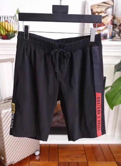 Supreme、范思哲短裤，整条裤子细节堪称完美，引领潮流趋势!