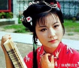  「贾府」宝钗：我对湘云很真诚，拿她当妹妹！湘云：姐，我长大了会看人了