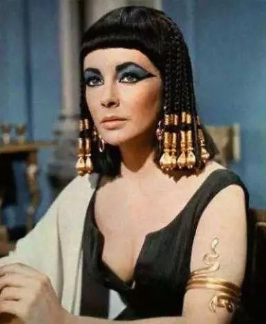 传奇| 八段婚姻和盛世美颜不是重点,她的珠宝才让人大开眼界