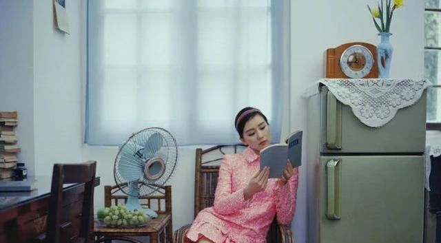  『刘诗诗』刘诗诗复古大片，温婉又时尚，让我们一起来感受初夏的清凉吧