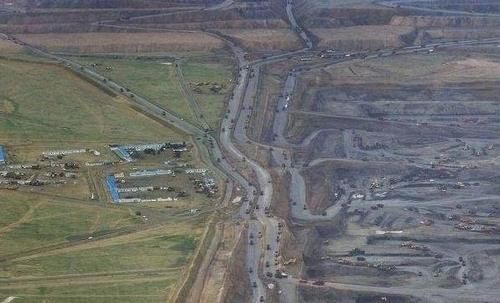  #我国#中国的宝藏！我国“第一大”煤田，总面积达22860平方千米