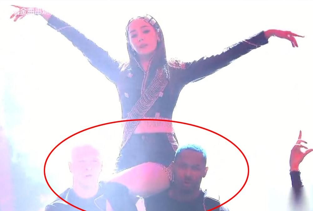 热巴跨年晚会上哪个卫视