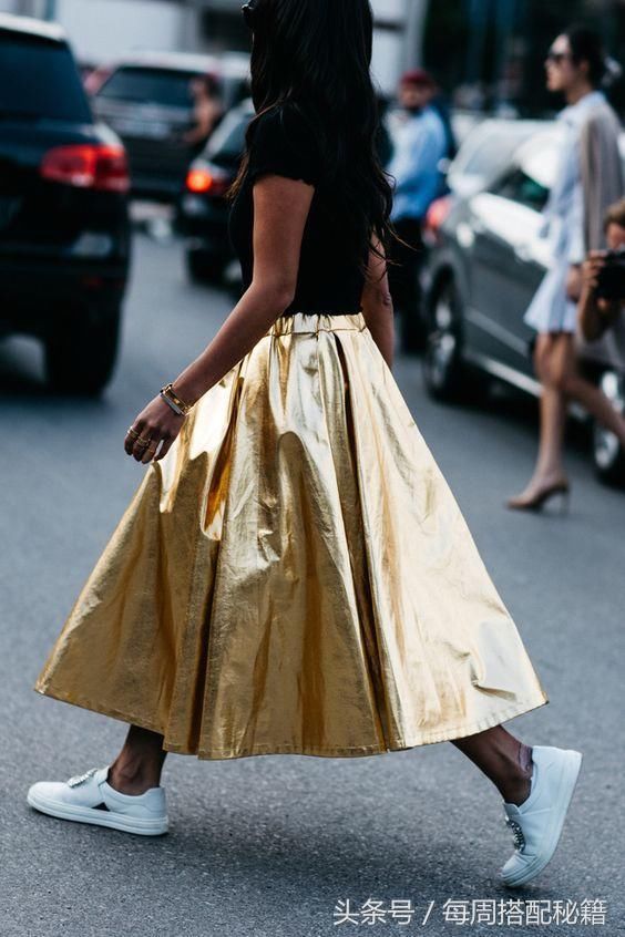 流水的搭配，铁打的小白鞋!