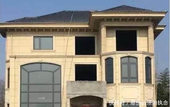  小伙伴■农村都没人了，回乡几十万盖一栋别墅是不是浪费？