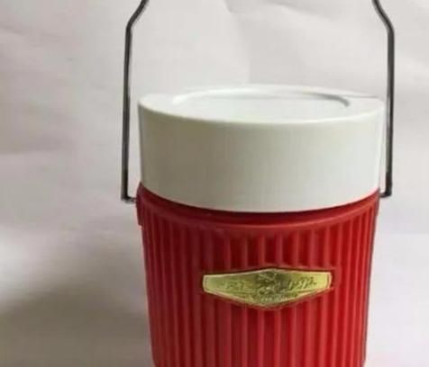  #回忆#记忆中的“老掉牙”老物件，真的越来越少见了，数数你认