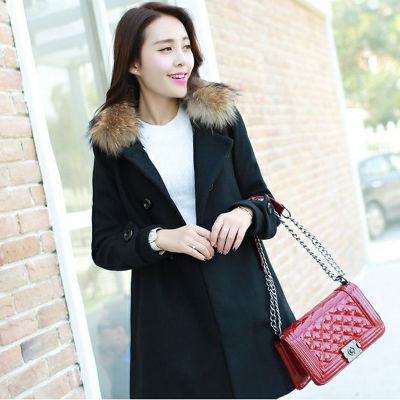 穿着像球的棉衣别买了!现在流行这样呢大衣，一款比一款好看